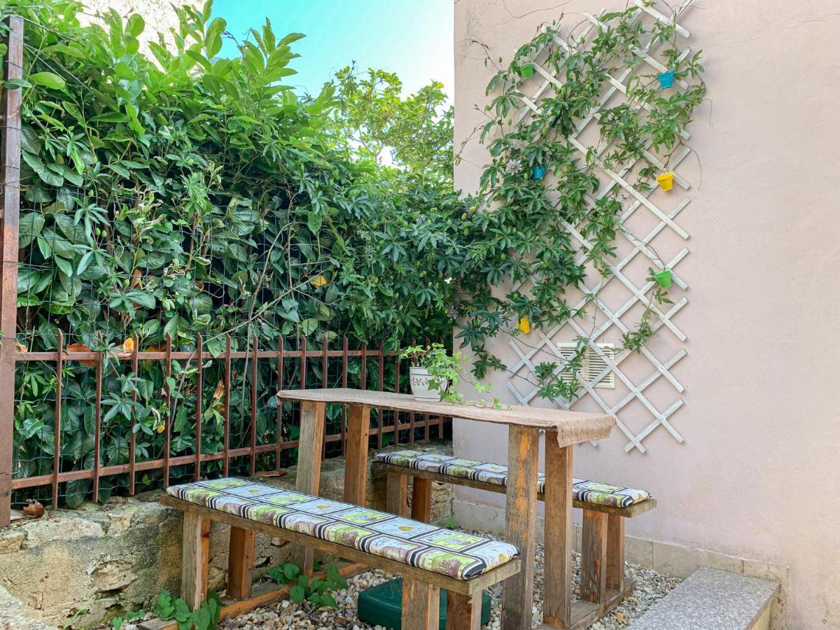 PUY Apartmani Sincic מראה חיצוני תמונה