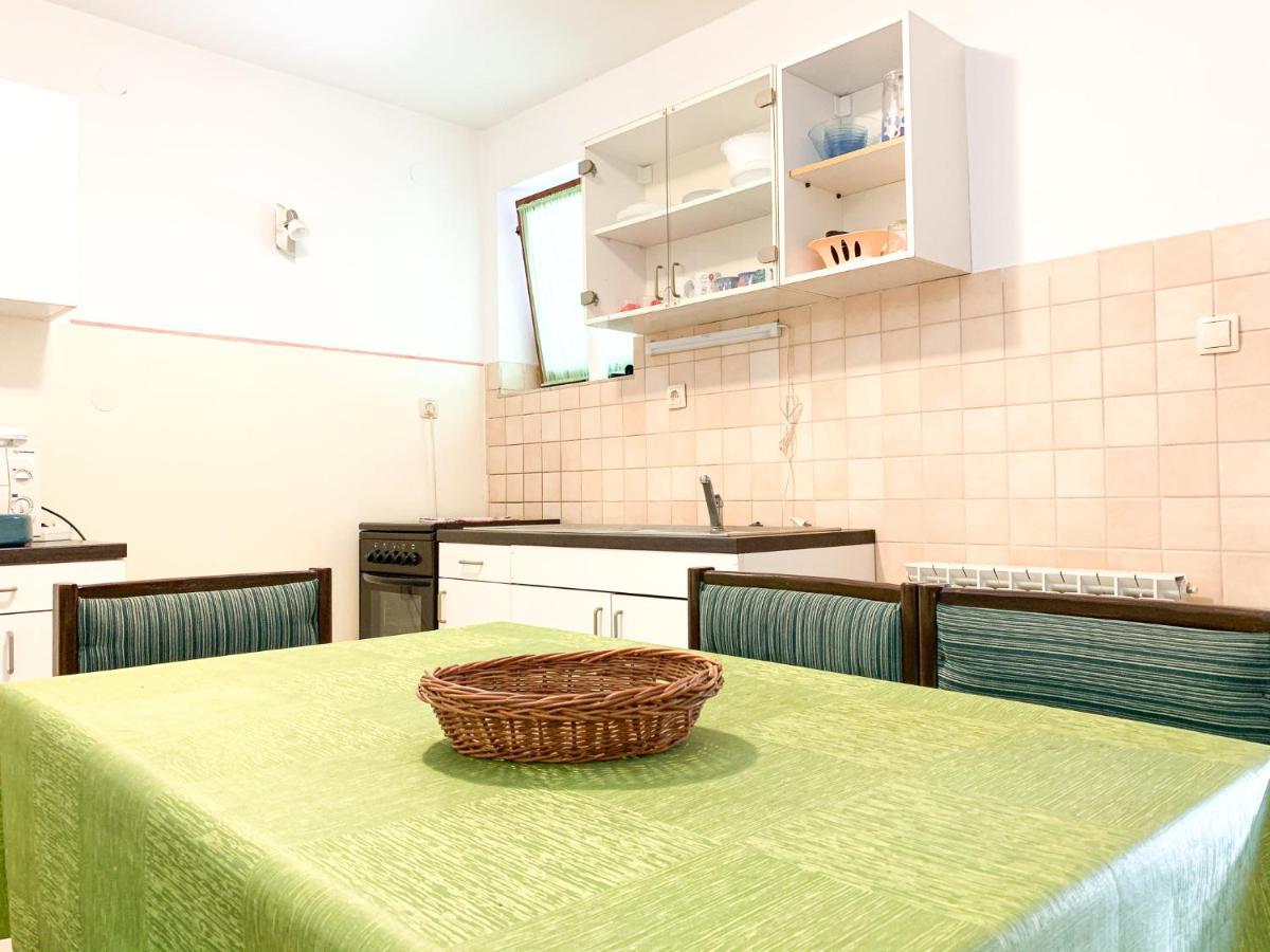 PUY Apartmani Sincic מראה חיצוני תמונה