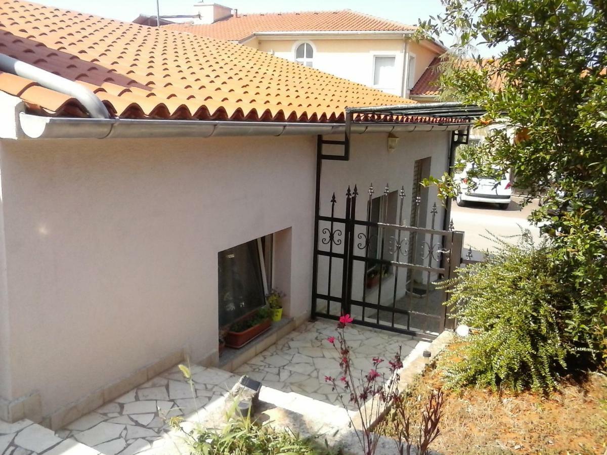 PUY Apartmani Sincic מראה חיצוני תמונה